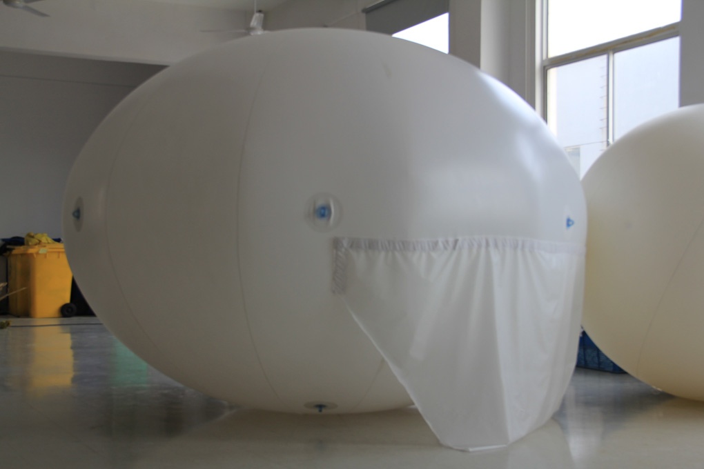 IMG 1104 3 | Film Balloons | Light Balloons | Grip Cloud Balloons | Helium Compressor｜Rc Blimps ｜Inflatable Tent | Car Cover |