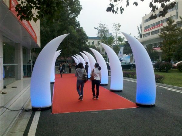 Inflatable Horn Lighting - Image 2