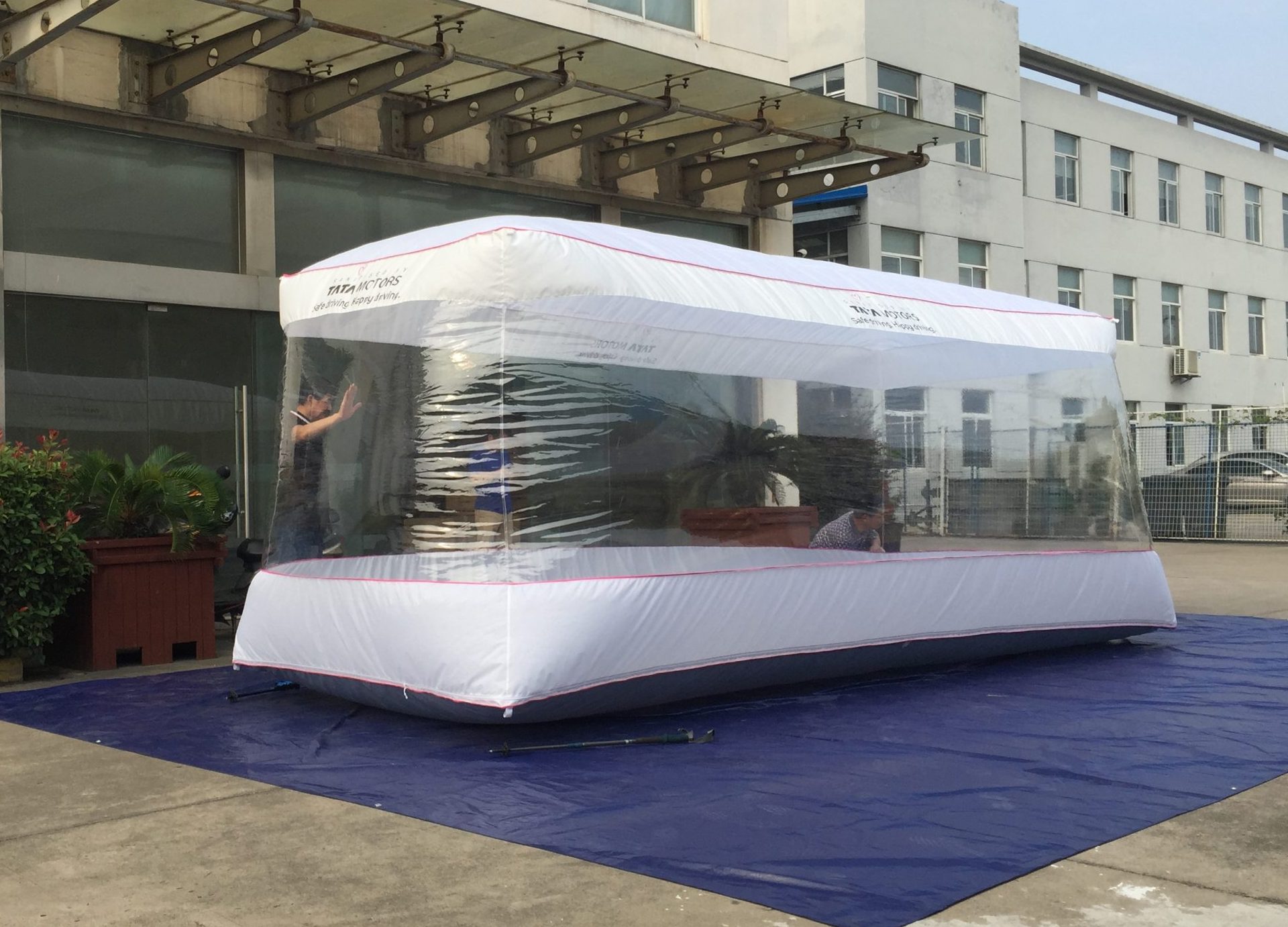 Car store capsule cover