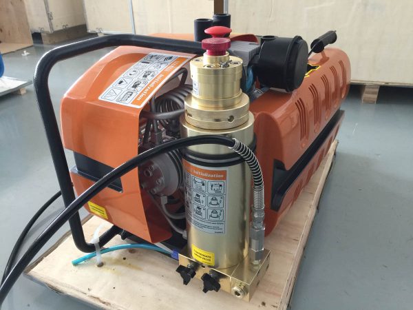 high-pressure air breathing compressor