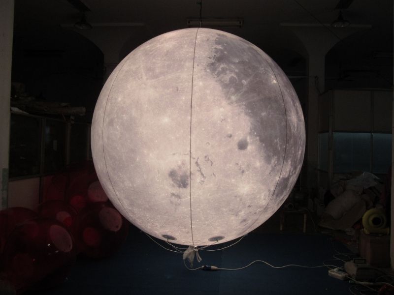 3m moon balloon with light 3 | Tichuan