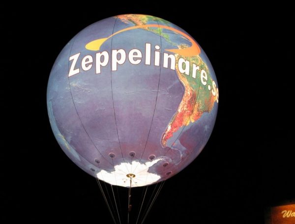 zeppelinare earth balloon