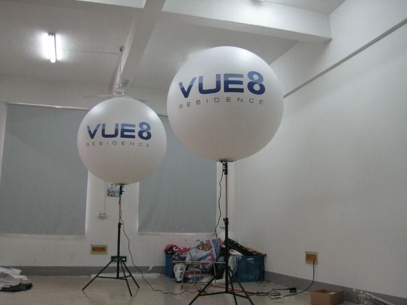 VUE-8-Led-tripod-Stand-Balloon-02.jpg