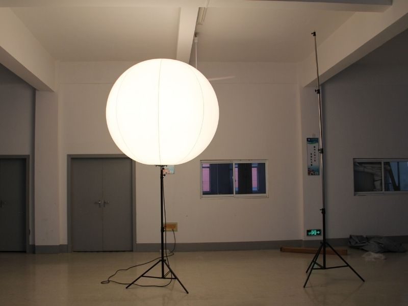 halogen-light-tripod-stand-balloon-04.jpg